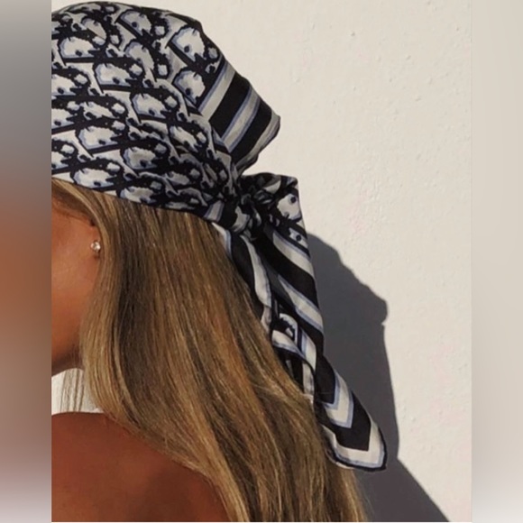 Christian Dior Vintage Trotter Scarf💙 - Picture 7 of 9